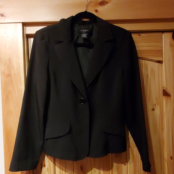 Blazer - Picture 2 of 3